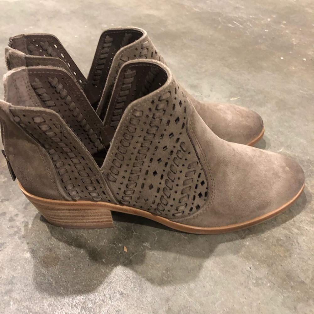 Vince Camuto Booties